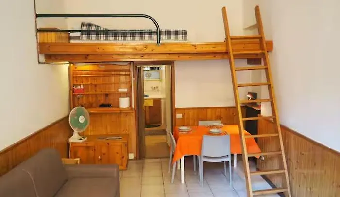 Casa Pina דירה קומו